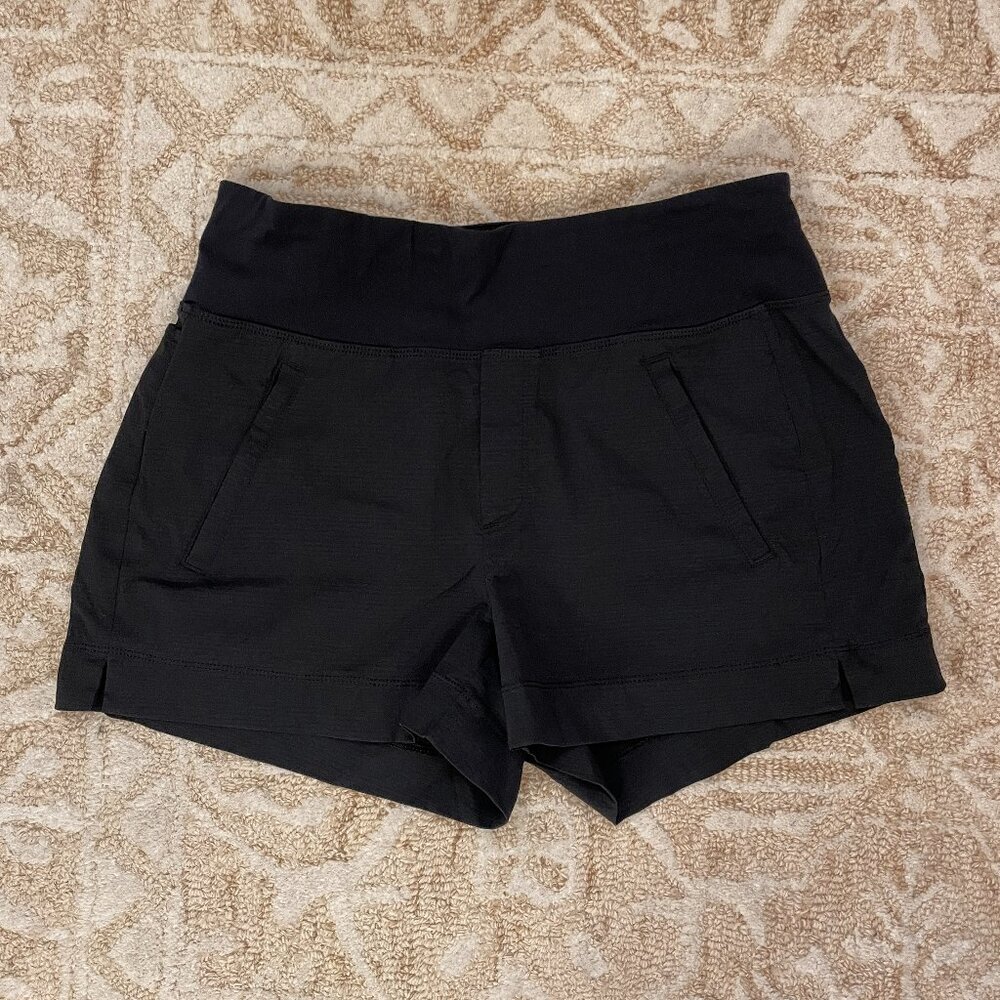 Athleta Trekkie North Shorts